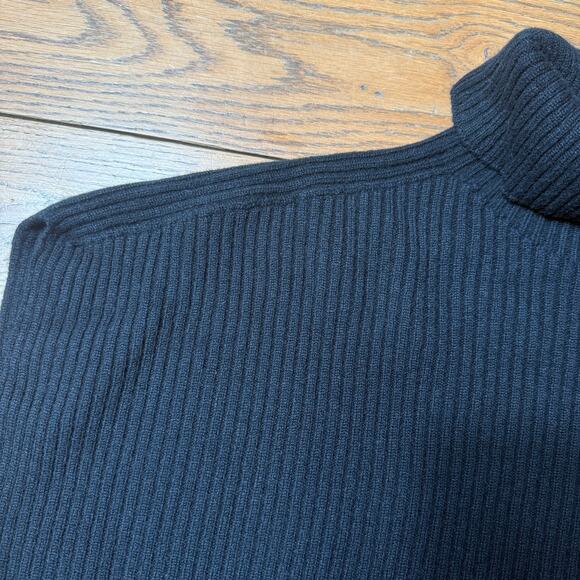 Johnstons of Elgin Cashmere Sweater M Sleeveless Turtleneck Tank Luxury Classic - Picture 6 of 9